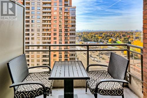 1602 - 5229 Dundas Street W, Toronto, ON - Outdoor With Balcony