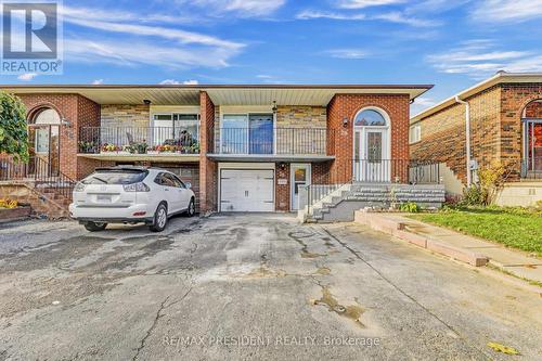 28 Royal Salisbury Way, Brampton, ON - Outdoor With Facade