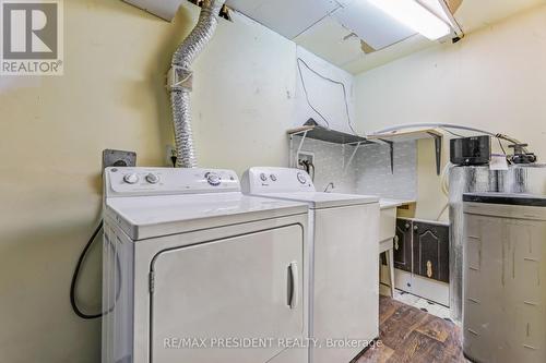 28 Royal Salisbury Way, Brampton, ON - Indoor Photo Showing Laundry Room