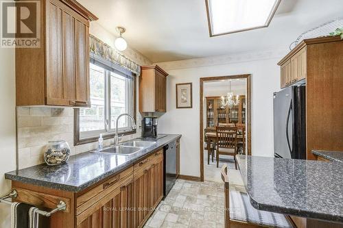 1054 Shepherd'S Drive, Burlington, ON - Indoor Photo Showing Kitchen With Double Sink