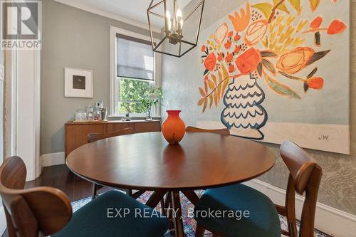 28 Grove Street, Hamilton, ON - Indoor Photo Showing Dining Room