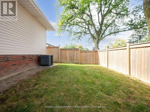 2 Maitland Avenue, Hamilton, ON - Outdoor