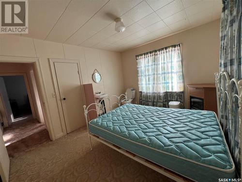 378 1St Street W, Yellow Creek, SK - Indoor Photo Showing Bedroom