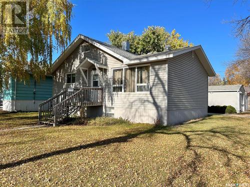 420 Burrows Avenue E, Melfort, SK - Outdoor