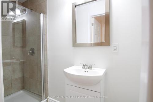 174 Mcbride Drive, St. Catharines, ON - Indoor Photo Showing Bathroom