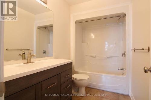 174 Mcbride Drive, St. Catharines, ON - Indoor Photo Showing Bathroom