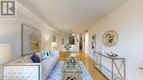 916 - 33 Empress Avenue, Toronto, ON - Indoor Photo Showing Living Room