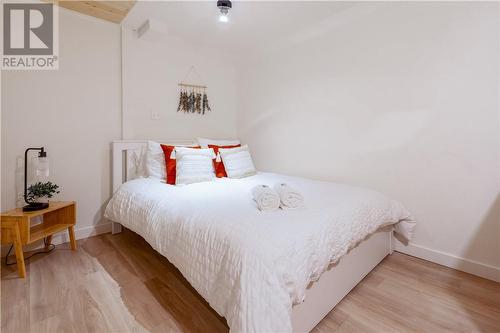 475 Waterfalls Road, Walford, ON - Indoor Photo Showing Bedroom