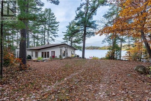 729 Dry Pine Bay Rd, Alban, ON - Outdoor