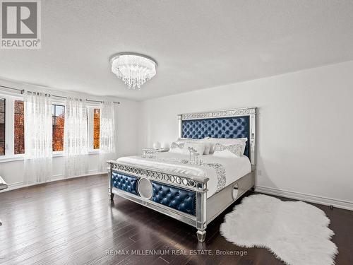 24 Black Duck Trail, King, ON - Indoor Photo Showing Bedroom