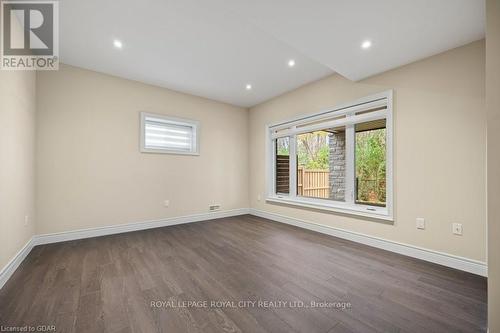 84 Mccann Street, Guelph, ON - Indoor Photo Showing Other Room