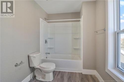 476 Main Street, Shediac, NB - Indoor Photo Showing Bathroom