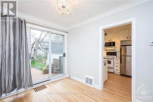 519 Cole Avenue, Ottawa, ON - Indoor