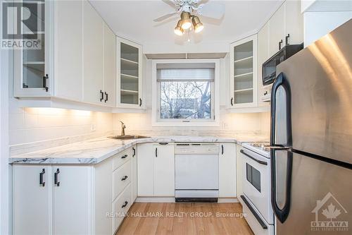 519 Cole Avenue, Ottawa, ON - Indoor Photo Showing Kitchen With Upgraded Kitchen