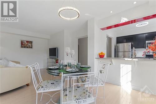 2567 Waterlilly Way, Ottawa, ON - Indoor Photo Showing Dining Room