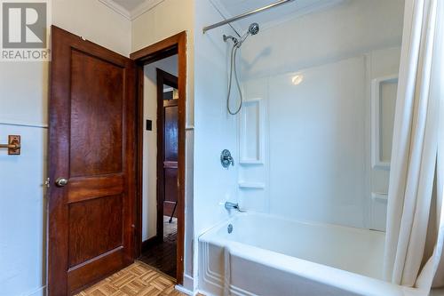 26 Calver Avenue, St. John'S, NL - Indoor Photo Showing Bathroom