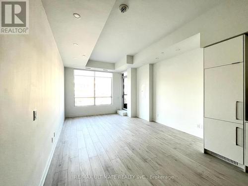 205 - 181 Sheppard Avenue E, Toronto, ON - Indoor Photo Showing Other Room