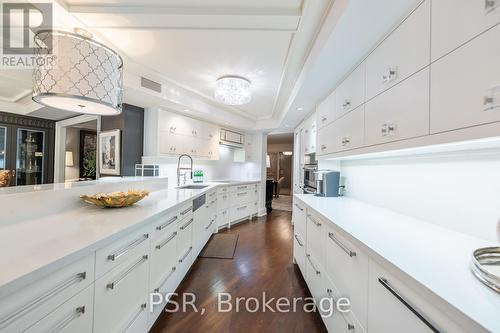 339 - 3600 Yonge Street, Toronto, ON - Indoor Photo Showing Kitchen