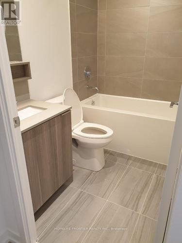 4712 - 5 Buttermill Avenue, Vaughan, ON - Indoor Photo Showing Bathroom