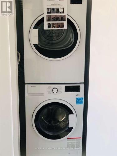 4712 - 5 Buttermill Avenue, Vaughan, ON - Indoor Photo Showing Laundry Room