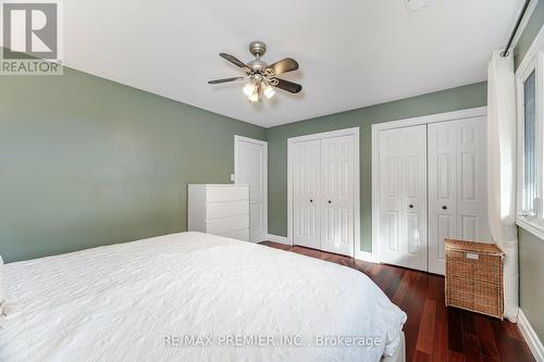 4904 10Th Side Road, Essa, ON - Indoor Photo Showing Bedroom