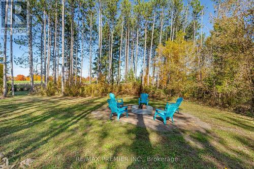 4904 10Th Side Road, Essa, ON - Outdoor