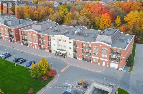 308 - 9431 Jane Street, Vaughan, ON - Outdoor