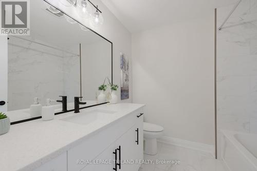 1861 Dalmagarry Road, London, ON - Indoor Photo Showing Bathroom