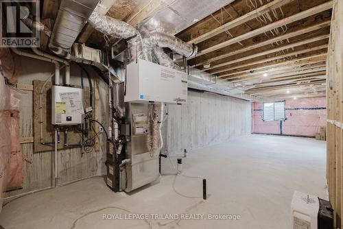 1861 Dalmagarry Road, London, ON - Indoor Photo Showing Basement