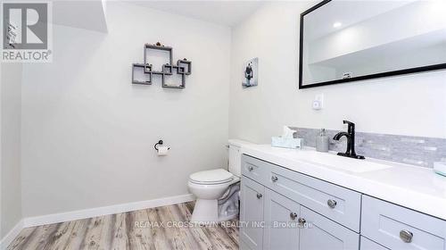 977 Wright Drive, Midland, ON - Indoor Photo Showing Bathroom