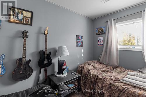 1866 Old Second Road N, Springwater, ON - Indoor Photo Showing Bedroom