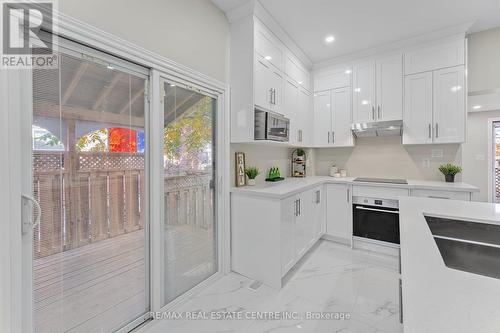 17 First Street, Orangeville, ON - Indoor Photo Showing Kitchen