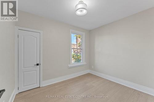 17 First Street, Orangeville, ON - Indoor Photo Showing Other Room