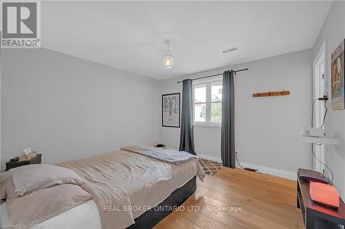 179 Shanley Terrace, Oakville, ON - Indoor Photo Showing Bedroom