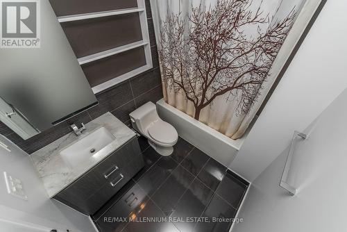 403 - 1830 Bloor Street, Toronto, ON - Indoor Photo Showing Bathroom