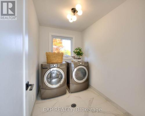 119 Charlotte Place, Kitchener, ON - Indoor Photo Showing Laundry Room