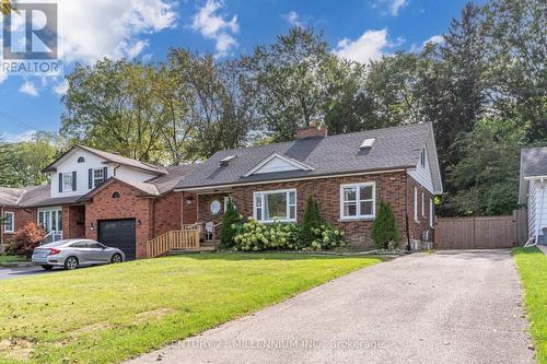 311 Sanatorium Road, Hamilton, ON - Outdoor With Facade