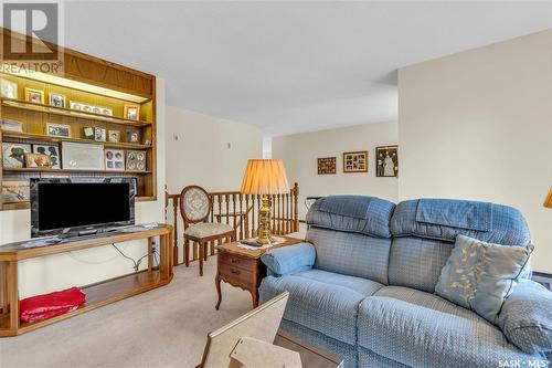 309 Strange Street, Cut Knife, SK - Indoor Photo Showing Living Room