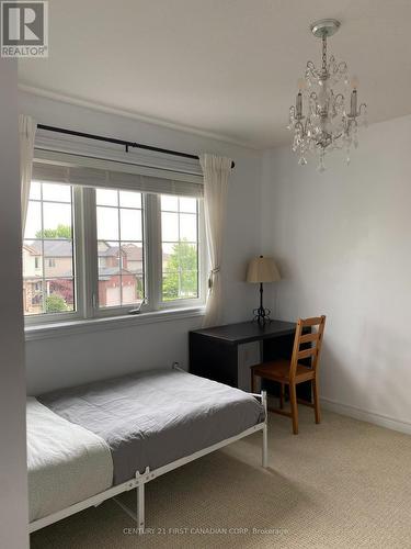 1153 Whetherfield Street, London, ON - Indoor Photo Showing Bedroom