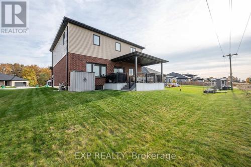 67 Tanya Drive, Southwest Middlesex (Glencoe), ON - Outdoor With Deck Patio Veranda