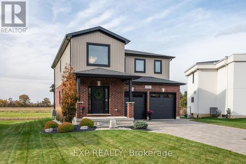 67 Tanya Drive, Southwest Middlesex (Glencoe), ON - Outdoor With Facade