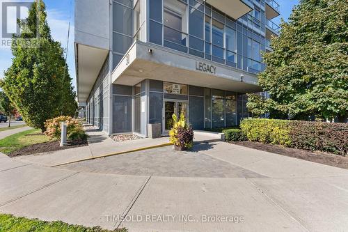 2501 - 30 Herons Hill Way, Toronto, ON - Outdoor