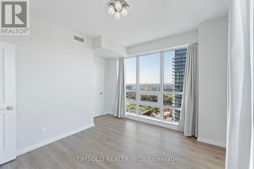 2501 - 30 Herons Hill Way, Toronto, ON - Indoor Photo Showing Other Room