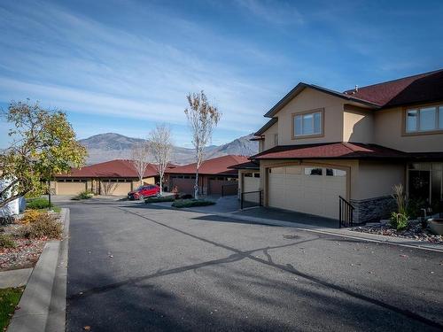 824-15 Hudsons Bay Trail, Kamloops, BC - Outdoor With Facade