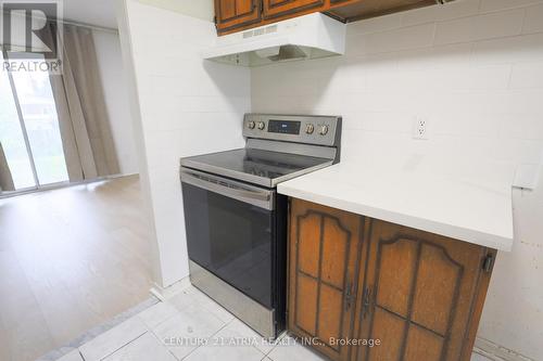 Main - 113 Purvis Crescent, Toronto, ON - Indoor Photo Showing Kitchen