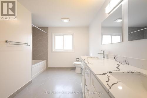 Main - 113 Purvis Crescent, Toronto, ON - Indoor Photo Showing Bathroom