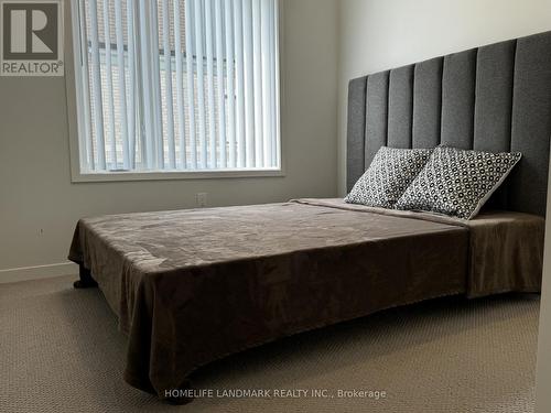 17 - 260 Twelfth Street, Toronto, ON - Indoor Photo Showing Bedroom