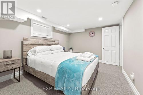 1024 Cedarwood Place, Burlington, ON - Indoor Photo Showing Bedroom