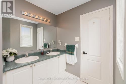 241 Barber Drive, Halton Hills, ON - Indoor Photo Showing Bathroom