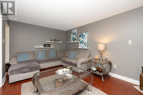 241 Barber Drive, Halton Hills, ON - Indoor Photo Showing Living Room